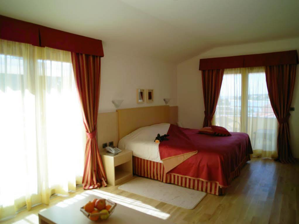 Vilola Frühstückspension 4*